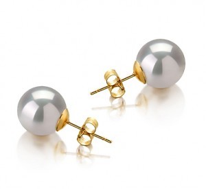 PEARL FASHION: 5 Beautiful and Modest White Pearl Weddings Earrings