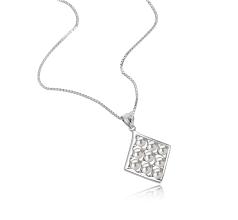 3-4mm Makeanveden Riipus in Carrie Valkoinen