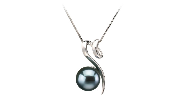View Mustat japanilaiset Akoya Pearl riipukset collection